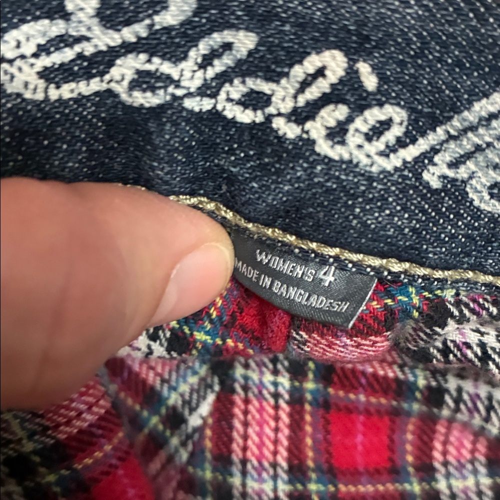 Women's Boyfriend Flannel-Lined Jeans - Picture 4 of 6